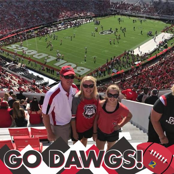 Meet your Posher, Dona - Picture 1 of 1